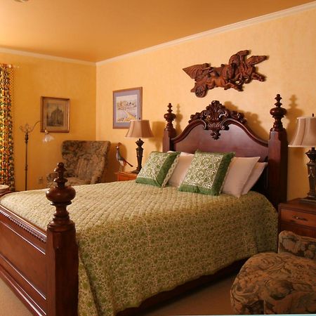 L'Auberge Provencale Inn & Restaurant Boyce エクステリア 写真