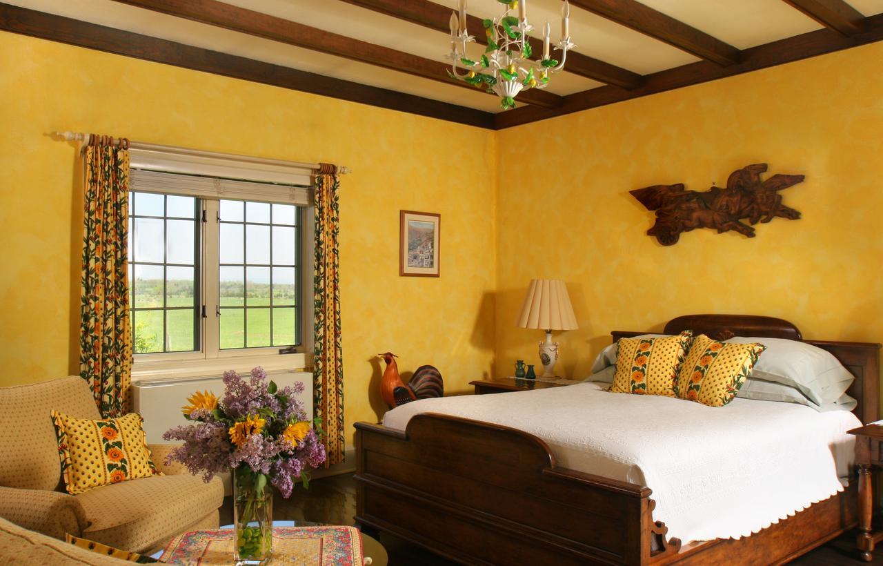 L'Auberge Provencale Inn & Restaurant Boyce エクステリア 写真